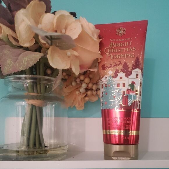 Bright Christmas Morning Body Cream from Bath & Body Works - Picture 2 of 5